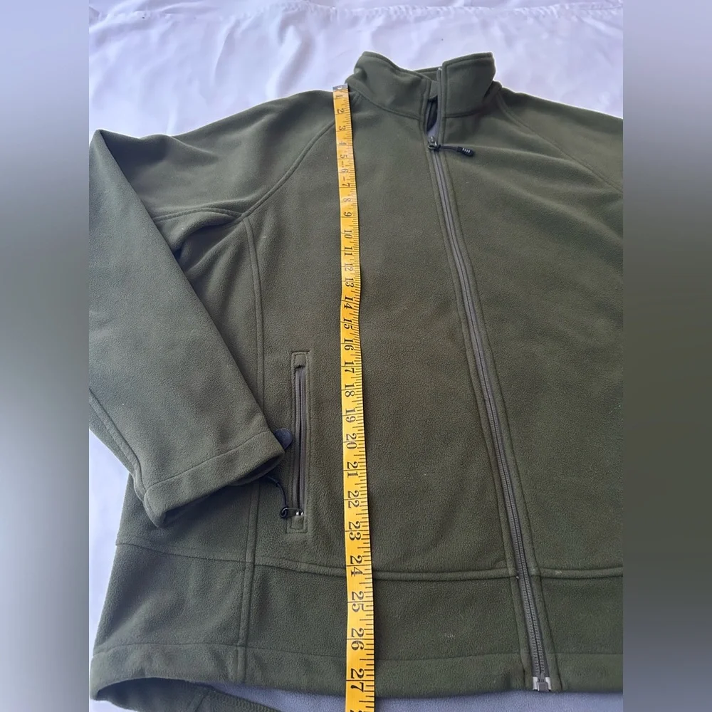 Lands End Men’s Full Zip Green Fleece Jacket. Size L 42/44. Very nice. Read.